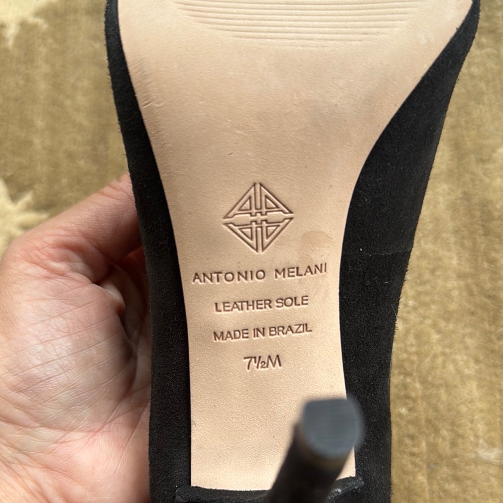 Antonio Melani Black Heels Classic Pumps - Picture 7 of 9